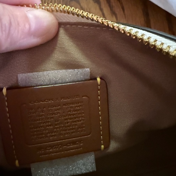 NWT Coach X Peanuts Nolita 19 Purse - Picture 5 of 13